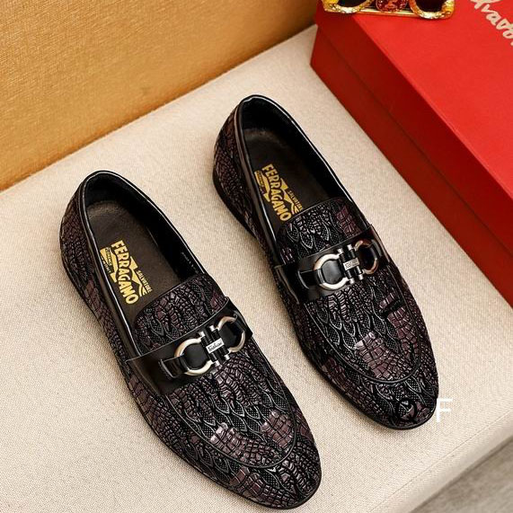 Ferragamo colour sz38-45 TF0606