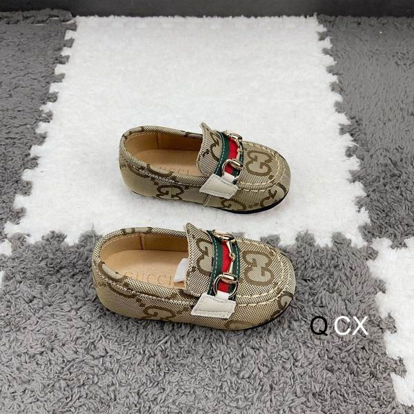 Gucci sz21-38 2C CX1003