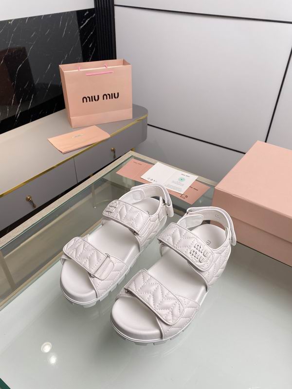 2025 MiuMiu Sandals woman 0811