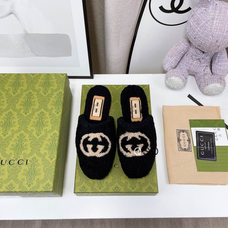 Gucci sz35-40 SD0345