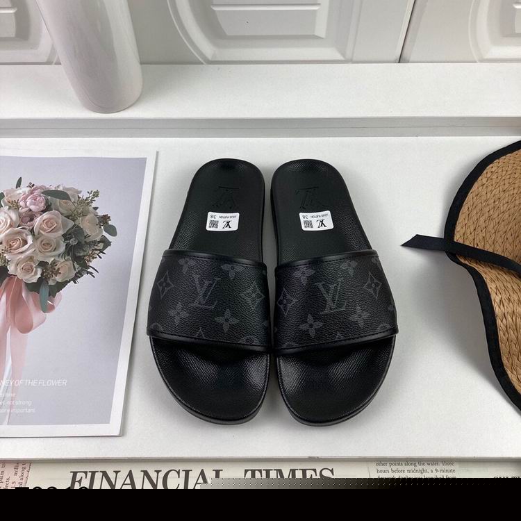 25 LV Slippers Men 1109