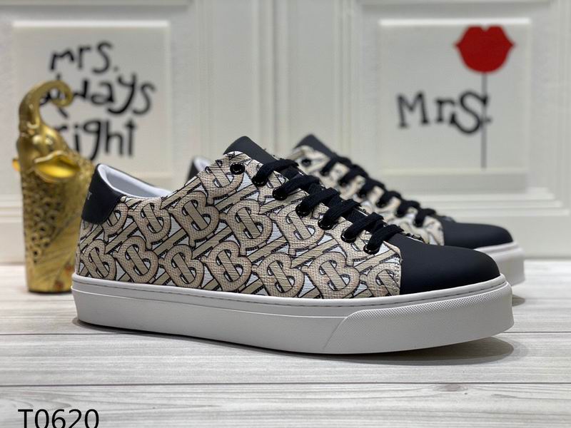 Burberry sz39-44 0363