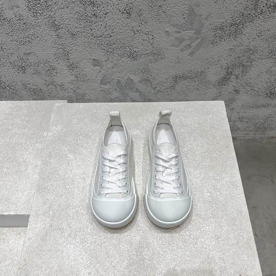2025 Bottega Veneta Low Shoes 0830