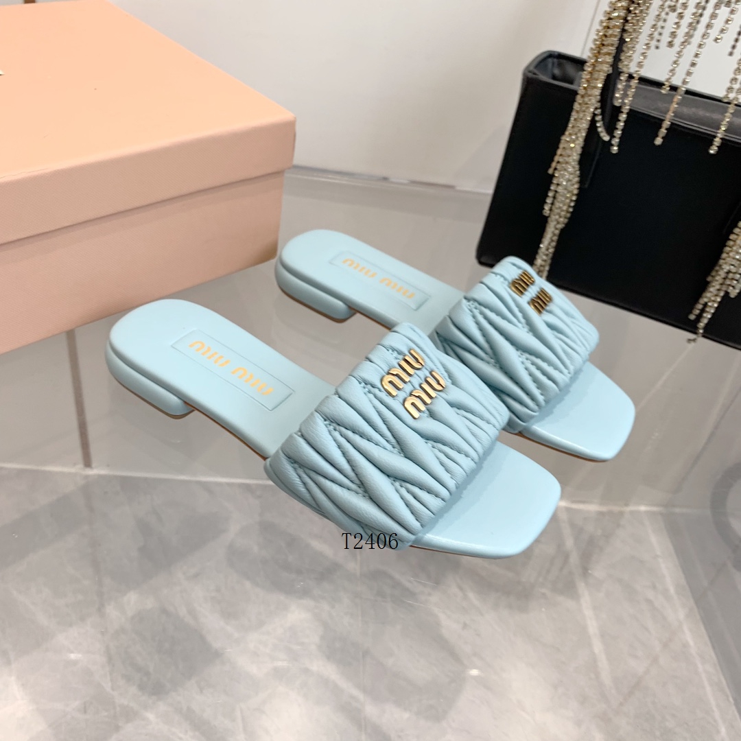 Miu Miu Slippers Women 0814