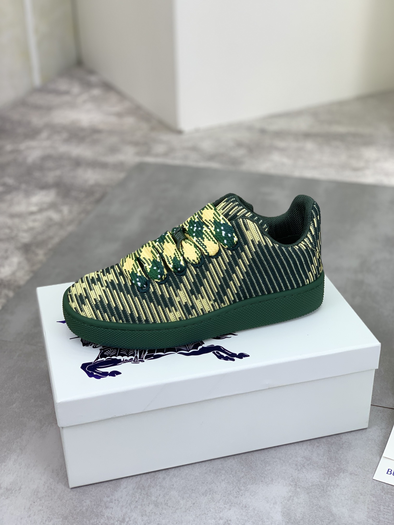 2025 Burberry Man & Woman 0619