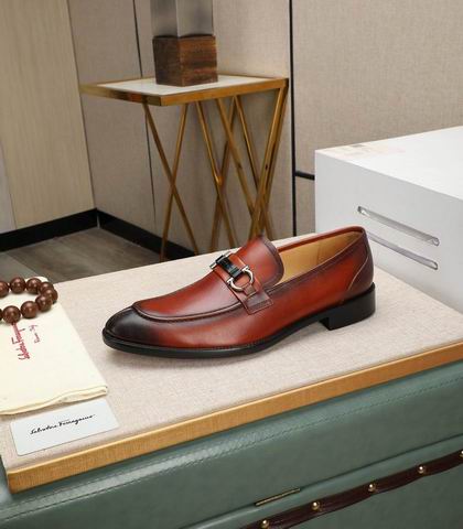 Ferragamo sz38-45 mnh0419