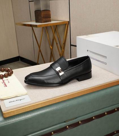 Ferragamo sz38-45 mnh0420