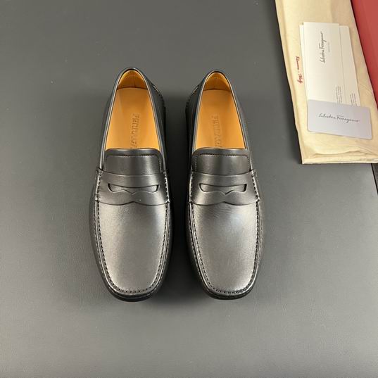 Ferragamo sz38-45 mnh0526