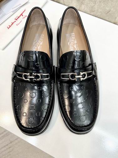 Ferragamo sz38-45 mnh0561