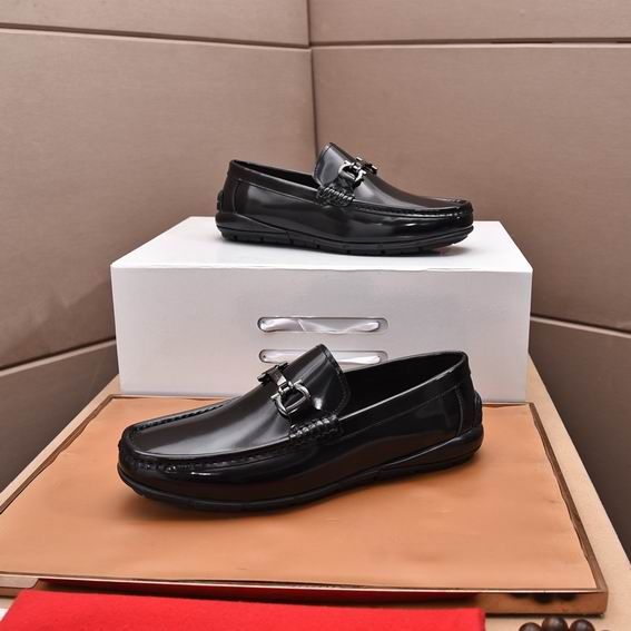 Ferragamo sz38-44 mnh0602