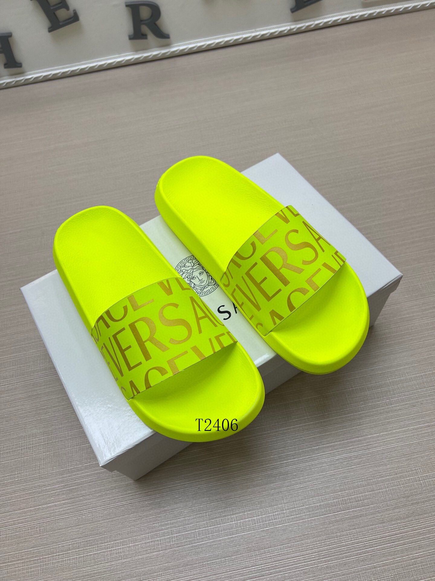 Versace Slippers 0420