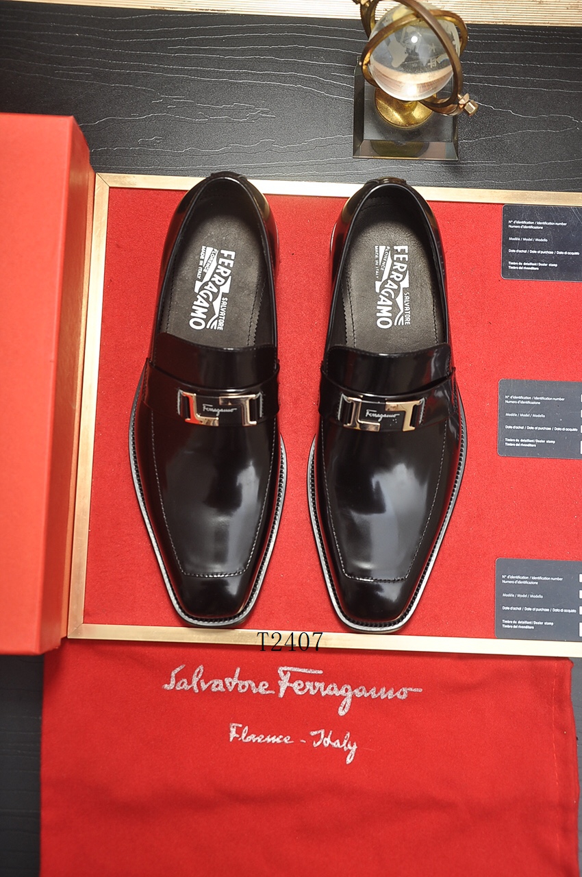 Ferragamo sz38-44 h0720