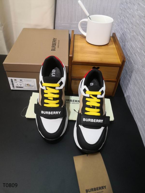 Burberry Low Cut Women 0824