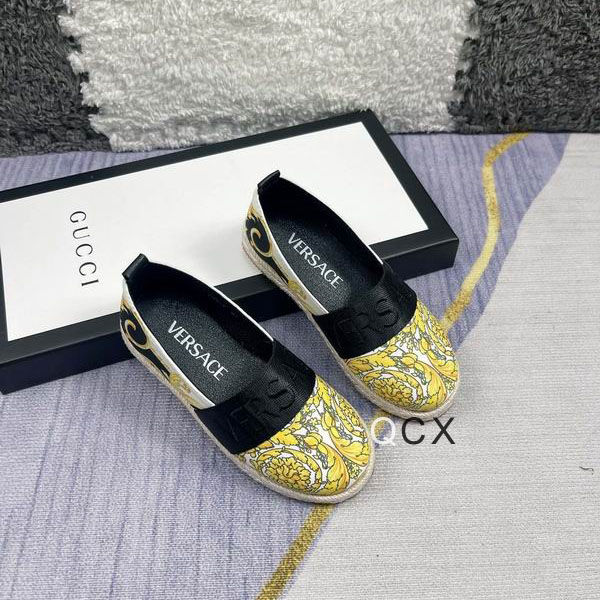 Versace Kid shoes -Ts