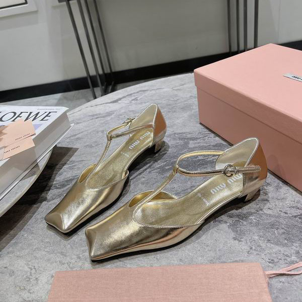 2025 Miumiu Single Shoes 0810
