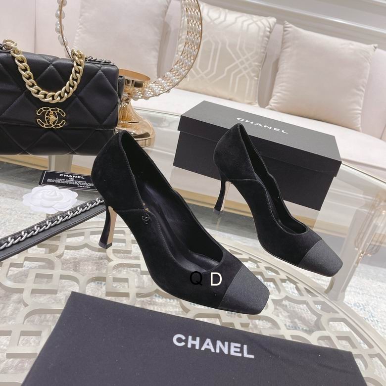 Chanel High heels Ts