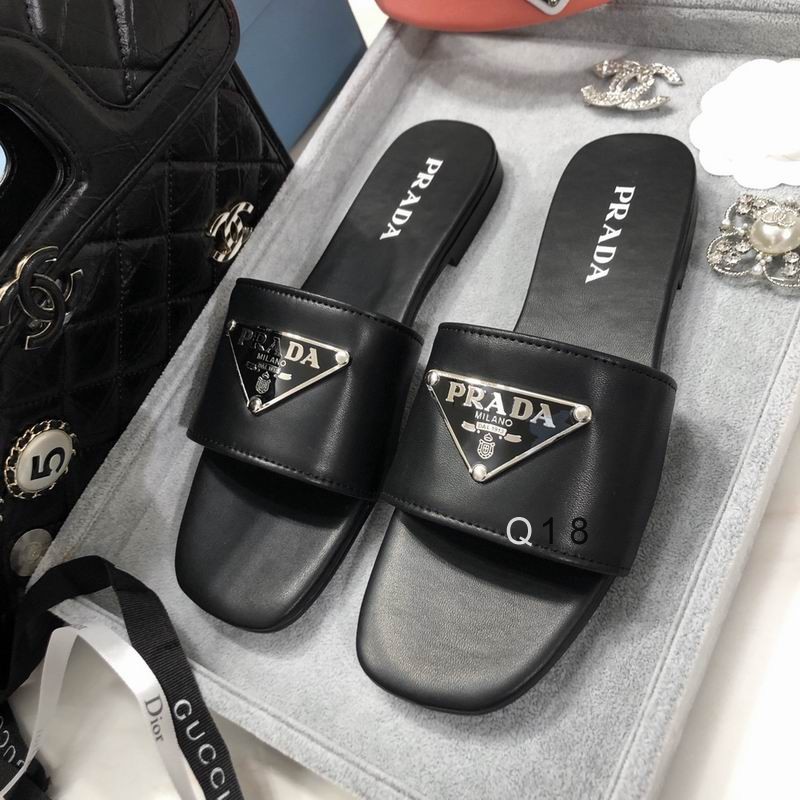 Prada slippers woman Ts