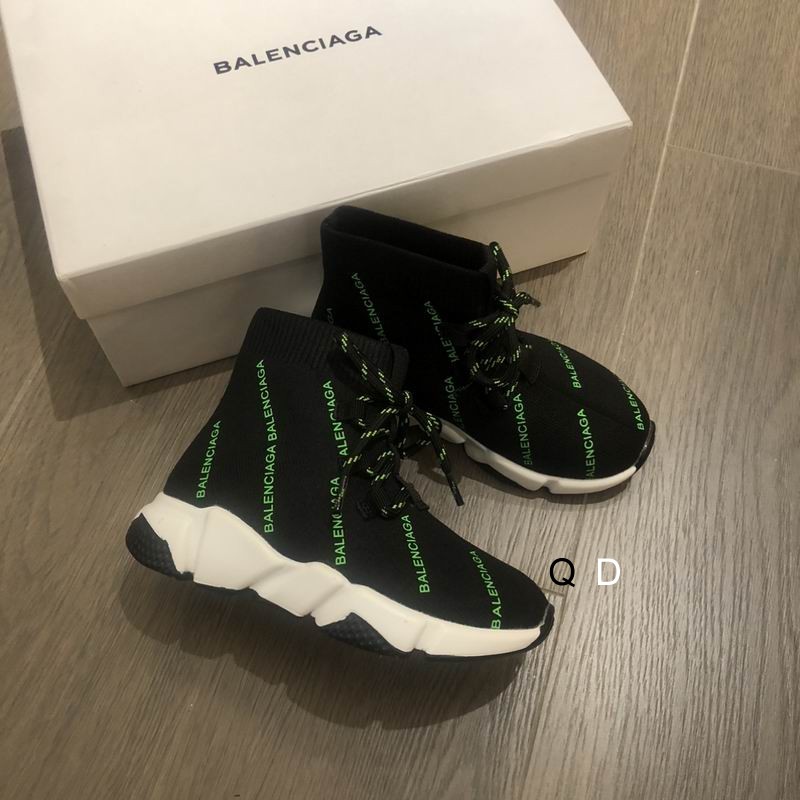 Balenciaga Kid shoes -Ts