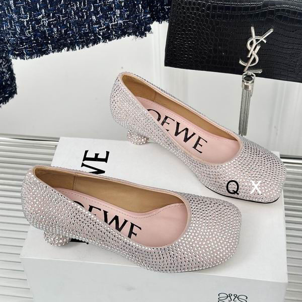 Loewe  High heels Ts