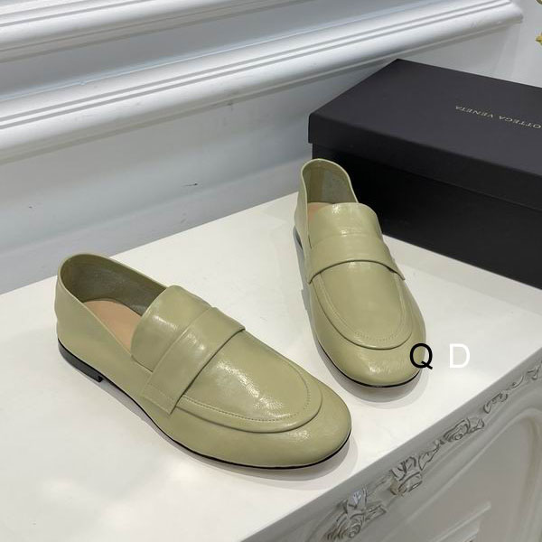 BV Casual shoes woman Ts