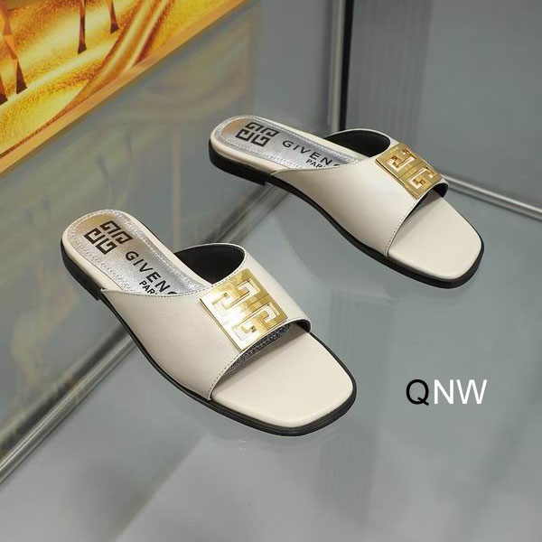 Givenchy Woman slippers Ts