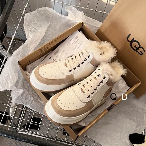 UGG High help woman Ts