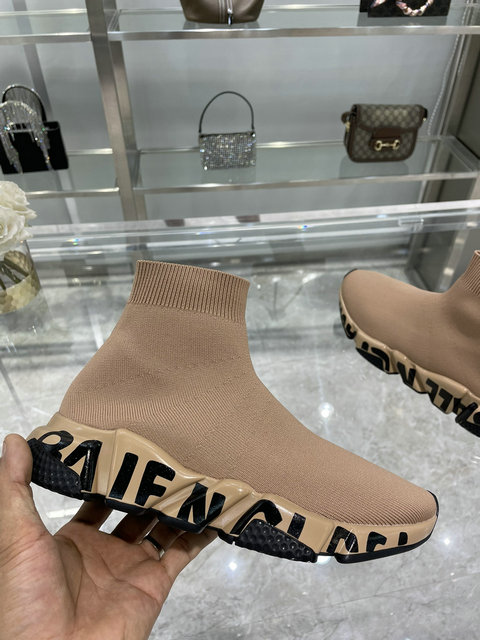 Balenciaga SZ 38-44 22301275-6 2colors