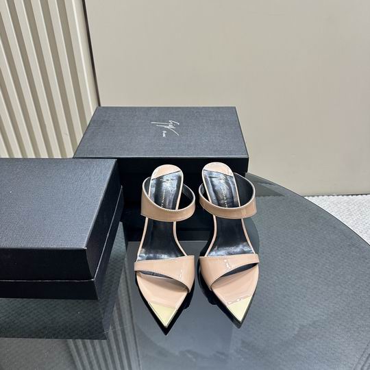 Giuseppe Zanotti sz35-40 mnh0305