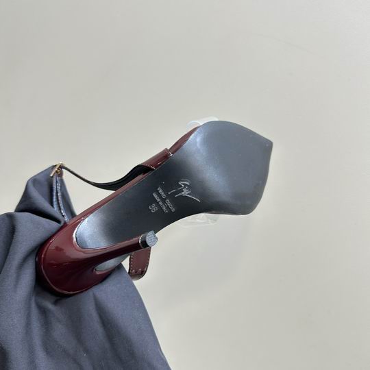 Giuseppe Zanotti sz35-40 mnh0306