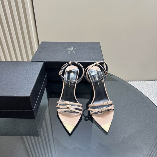 Giuseppe Zanotti sz35-40 mnh0308