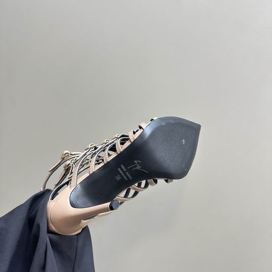 Giuseppe Zanotti sz35-40 mnh0309