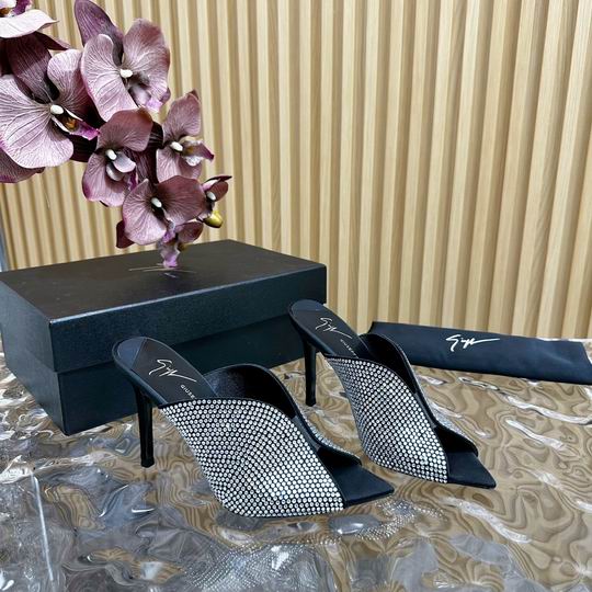 Giuseppe Zanotti sz35-40 mnh0204