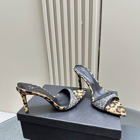 Giuseppe Zanotti sz35-40 mnh0418