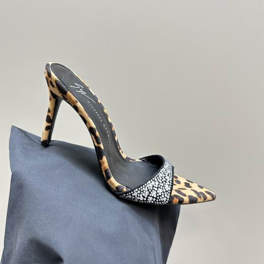 Giuseppe Zanotti sz35-40 mnh0418