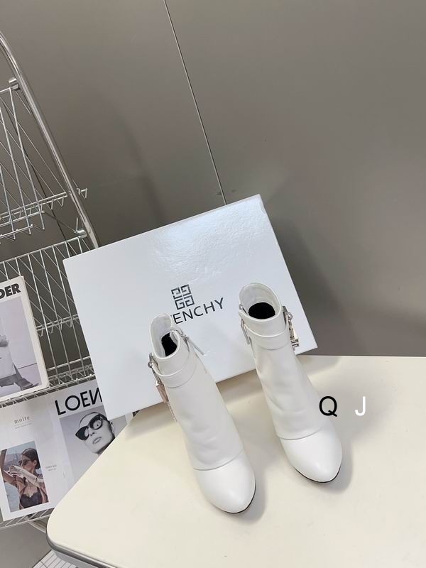 Givenchy sz35-40 4C XJ1101