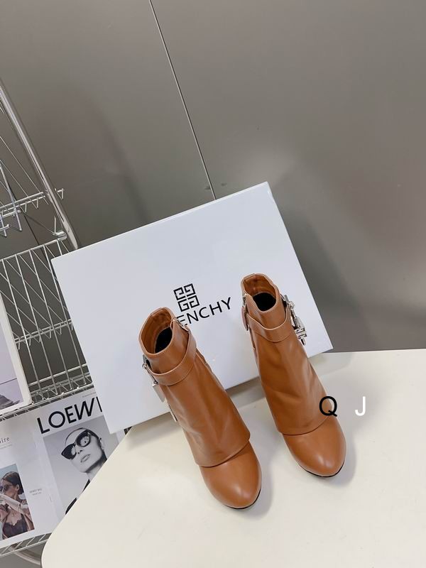 Givenchy sz35-40 4C XJ1101