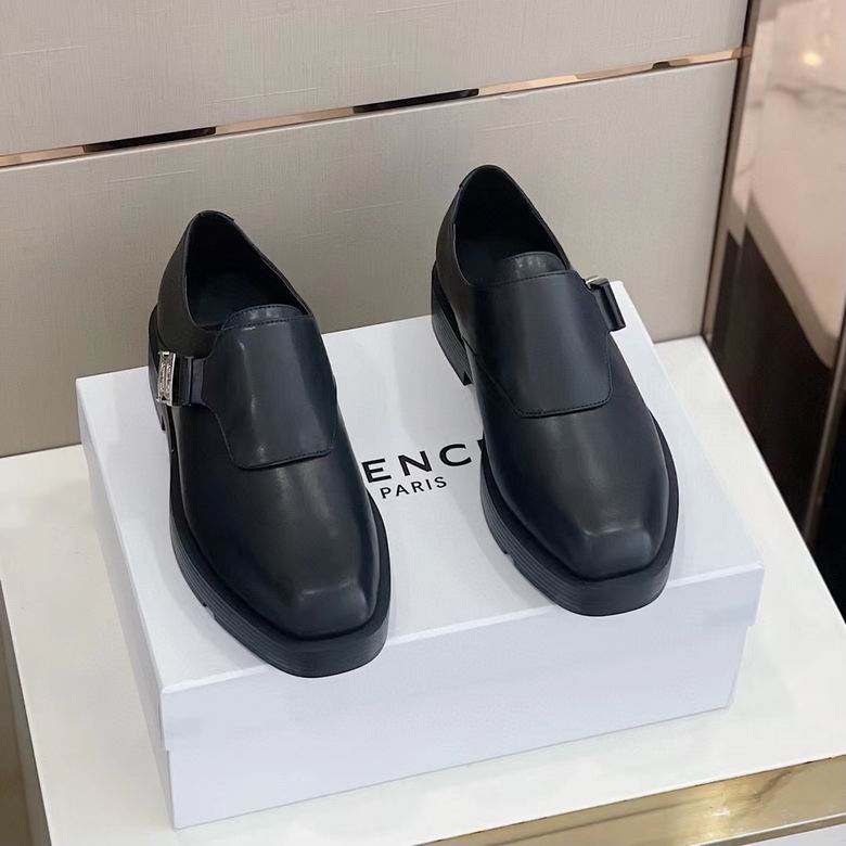 Givenchy sz38-44 4C n1114