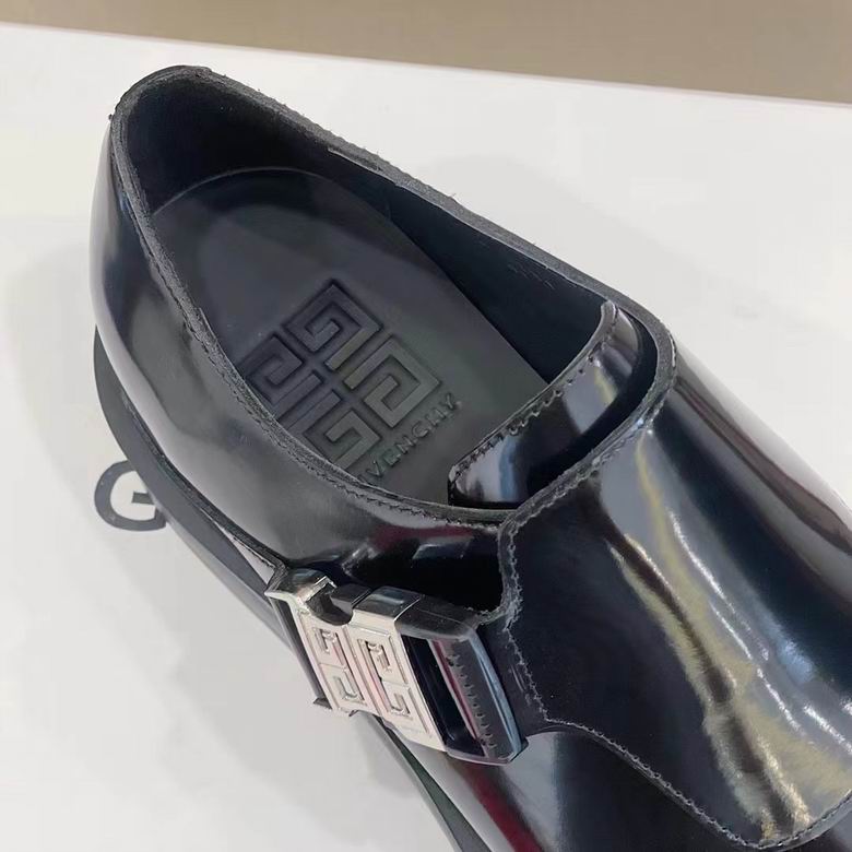 Givenchy sz38-44 4C n1114