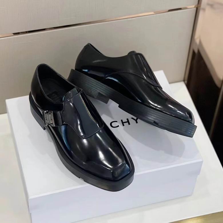 Givenchy sz38-44 4C n1114