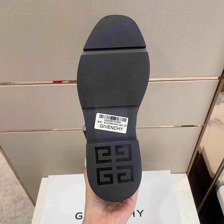 Givenchy sz38-44 4C n1114