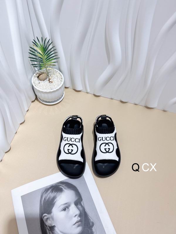 Gucci sz26-35 CX0401