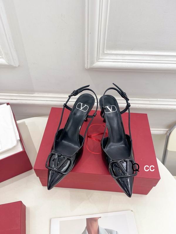 Valentino sz35-40 5CM 8CM XC0402