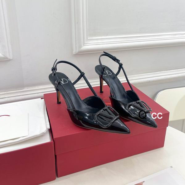 Valentino sz35-40 5CM 8CM XC0402