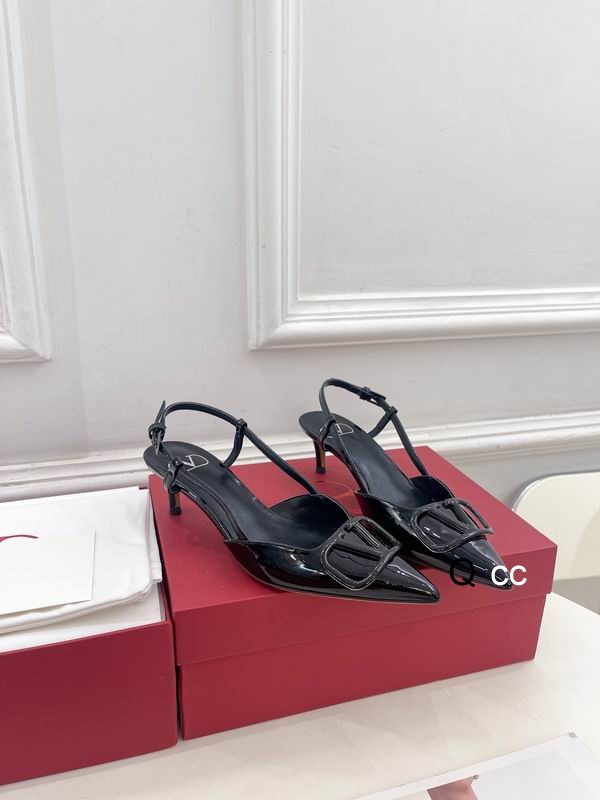 Valentino sz35-40 5CM 8CM XC0402