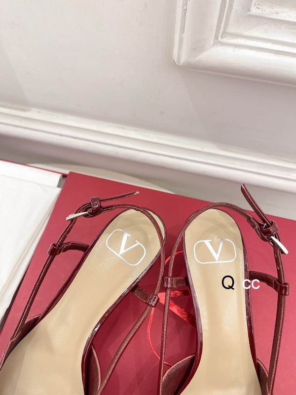 Valentino sz35-40 5CM 8CM XC0402