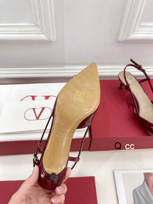 Valentino sz35-40 5CM 8CM XC0402