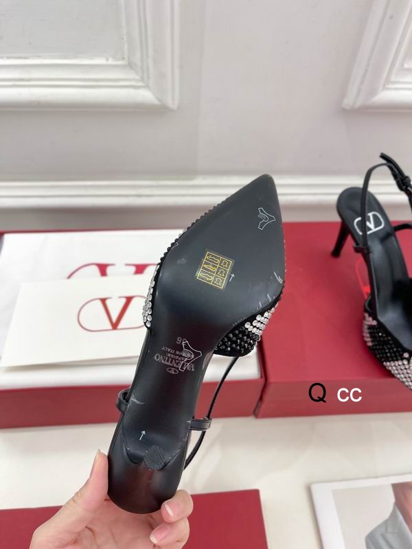Valentino sz35-40 5CM 8CM XC0404