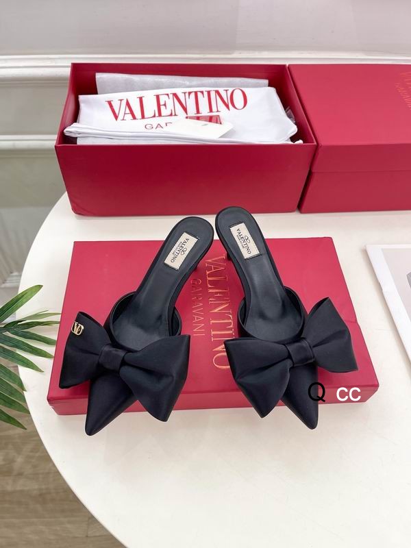 Valentino sz35-40 6CM XC0406