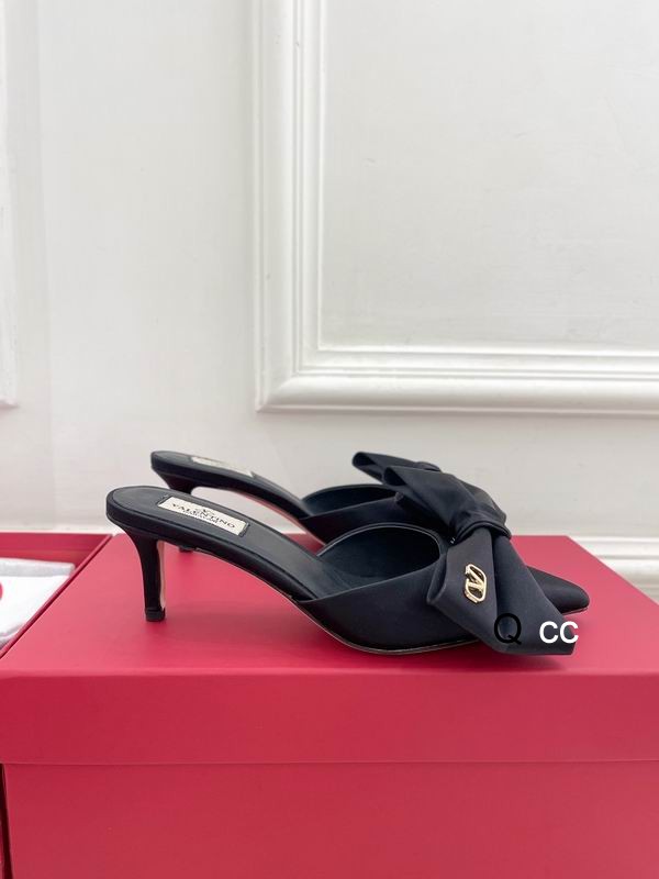 Valentino sz35-40 6CM XC0406
