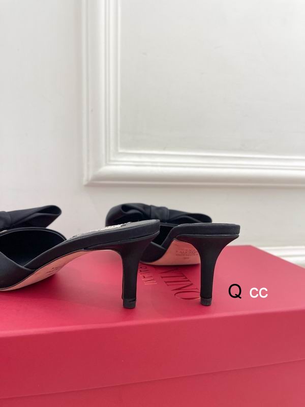 Valentino sz35-40 6CM XC0406